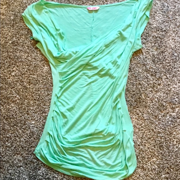 Candie's Tops - 💖CANDIES top NWOT 💜